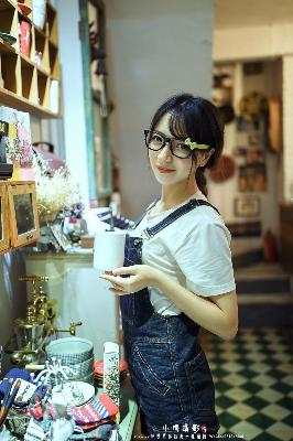 三年片段在线观看免费观看第一集